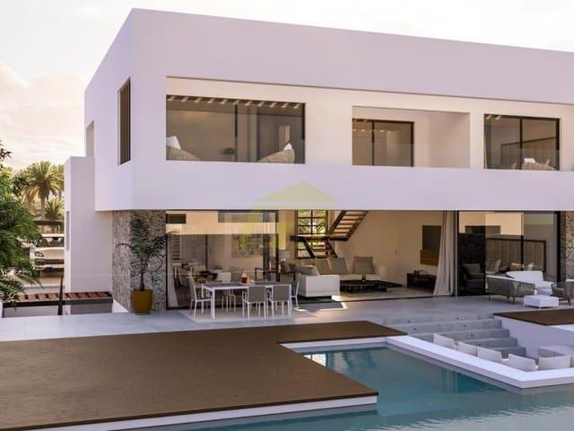 Chalet en venta en Puerto Calero, Lanzarote