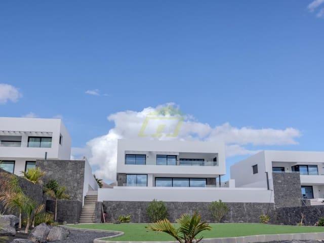 Chalet en venta en Puerto Calero, Lanzarote