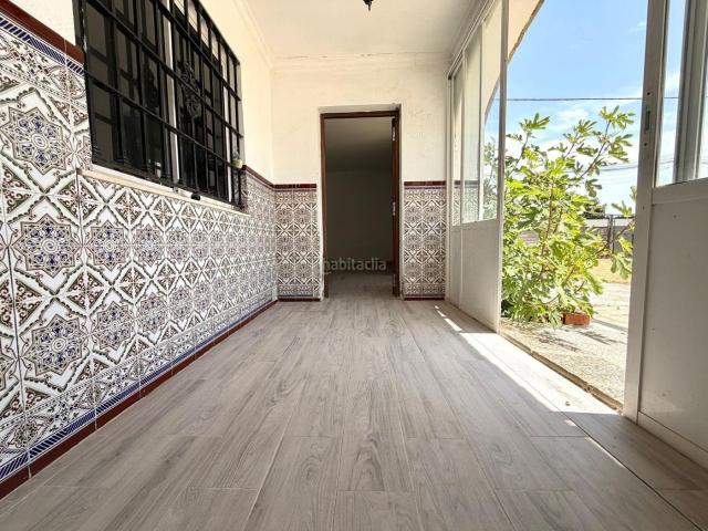 Chalet en venta en Puerto de Santa María El, Carretera de Sanlúcar Sudamérica. BUSCAS UNA PARCELA HIPOTECABLE CON VIVIENDA?. Chalets Puerto de Santa María.