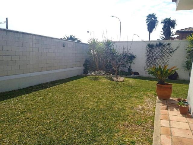 Chalet en venta en Puerto de Santa María El, Valdelagrana. CHALET EN VALDELAGRANA. Chalets Puerto de Santa María.