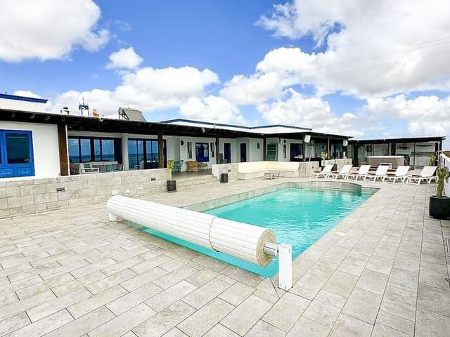 Chalet en venta en Puerto del Carmen, Lanzarote
