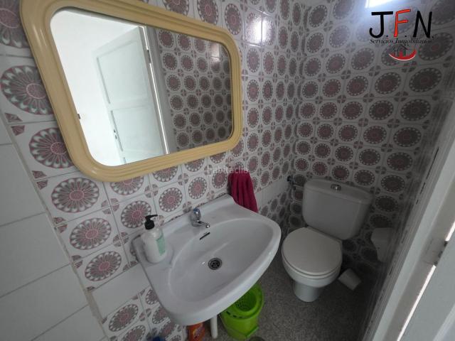 Chalet en venta en Puerto del Rosario, Fabelo. Chalet urbano con espacios versátiles y gran potencial en Puerto del Rosario. Chalets Puerto del.