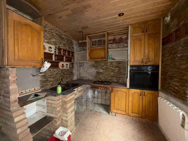 Chalet en venta en Pueyo de Santa Cruz. Calle Nueva, cerca del centro de la población. Chalets Pueyo de Santa.