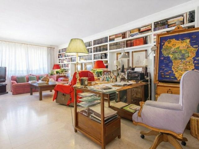 Chalet en venta en Rozas de Madrid Las, Marazuela El Torreón. chalet de esquina con vistas a la sierra y Monte de Pardo. Chalets Rozas de Madrid.