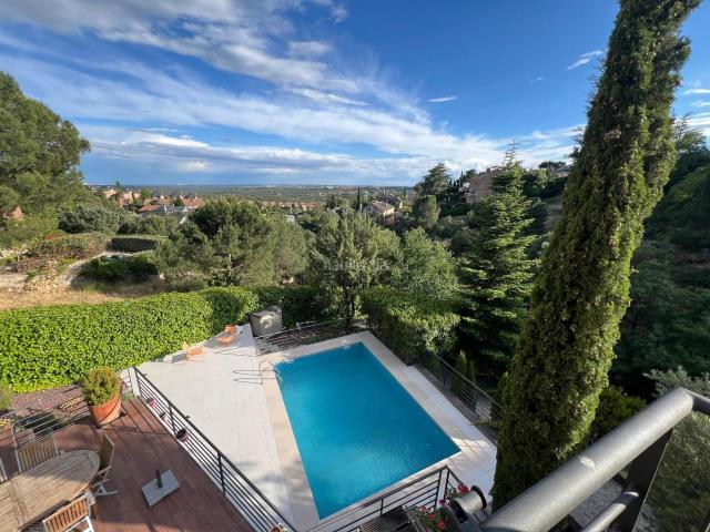 Chalet en venta en Rozas de Madrid Las, Marazuela El Torreón. Exclusivo chalet con piscina. Chalets Rozas de Madrid.