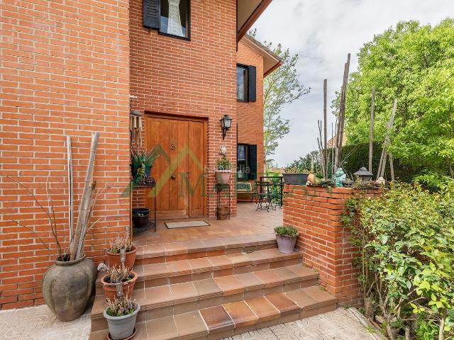 Chalet en venta en Rozas de Madrid Las, Monte Rozas. Chalets Rozas de Madrid.