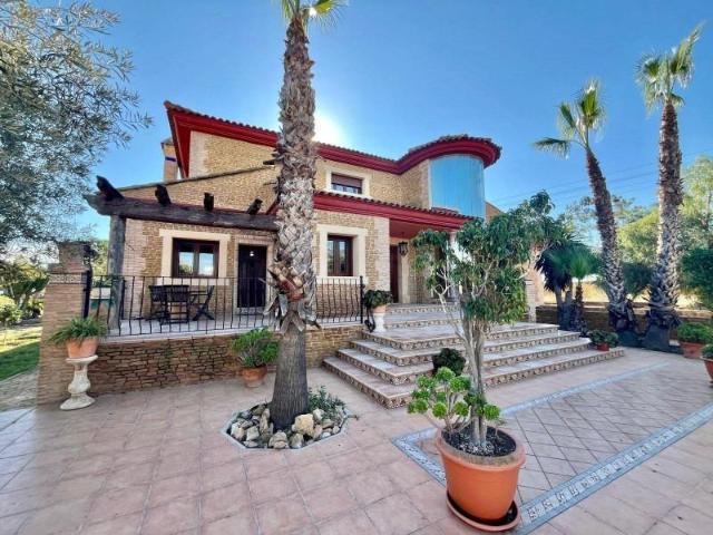 Chalet en venta en Rojales