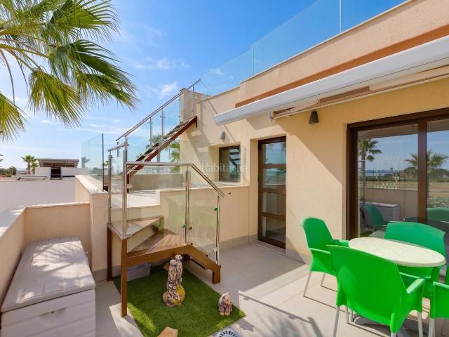 Chalet en venta en Rojales. Villa de 3 dormitorios 3 baños en Ciudad Quesada Alicante Tu refugio soñado en Rojales!. Chalets.