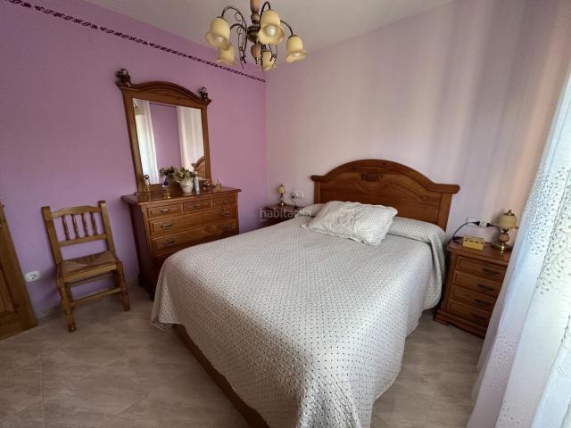 Chalet en venta en Rojales. Amplia villa en Ciudad Quesada con sÃtano, garaje y amplio terreno. Descubra esta espaciosa casa en Ciudad Quesada, una zona resid. Chalets.