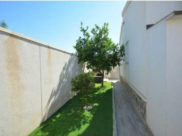 chalet en Venta en Rojales. BCLW T3346