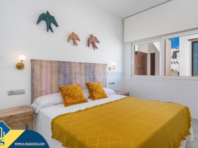 Chalet en venta en Rojales. Casas con piscina privada para construir en la provincia de Alicante, en Rojales, Ciudad Quesada. 3 habitaciones 109 m² 5 kiló. Chalets.