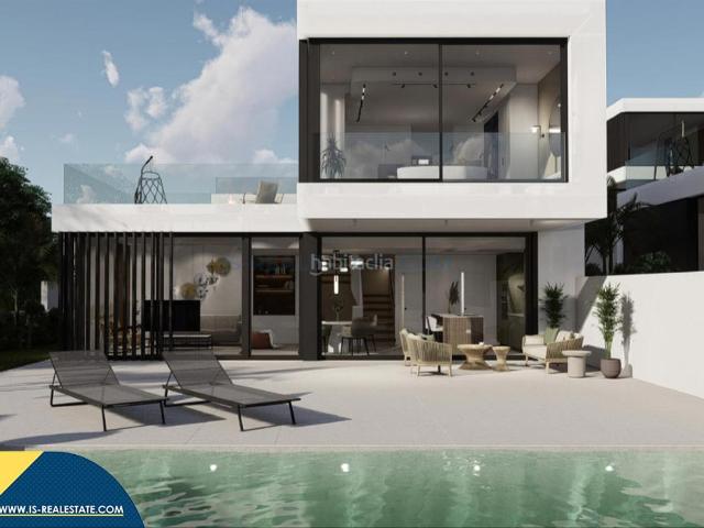 Chalet en venta en Rojales. Casas con piscina privada para construir en la provincia de Alicante, en Rojales, Ciudad Quesada. 4 habitaciones 309 m² 7 kiló. Chalets.