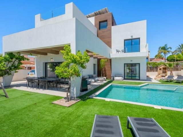 Chalet en venta en Rojales, Centro de la Ciudad Quesada