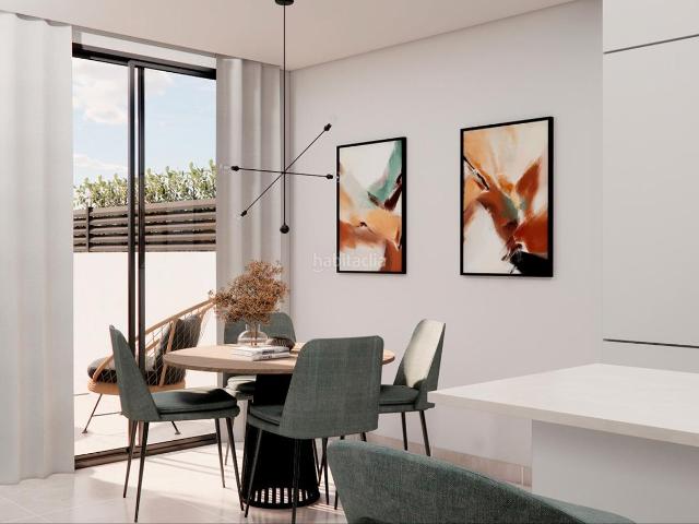 Chalet en venta en Rojales. Costa Blanca Eiendom presenta este exclusivo proyecto de alta calidad que combina diseÃo moderno y sofisticaciÃn en Rojales, muy c. Chalets.