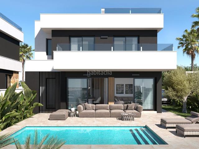 Chalet en venta en Rojales. Costa Blanca Eiendom se enorgullece de presentar este exclusivo proyecto de villas de Obra Nueva en Ciudad Quesada.Le invitamos a. Chalets.