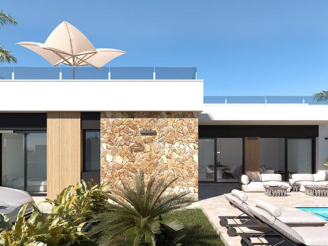 Chalet en venta en Rojales. Costa Blanca Eiendom se enorgullece de presentar este exclusivo proyecto de villas de Obra Nueva en Ciudad Quesada.Le invitamos a. Chalets.