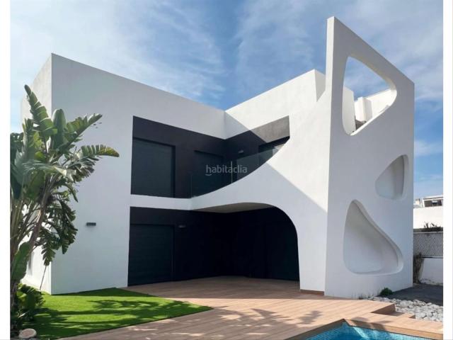 Casa en venta en Rojales. Exclusivas Villas de Obra Nueva en Ciudad Quesada Diseño, Confort y Ubicación Privilegiada. Casas.