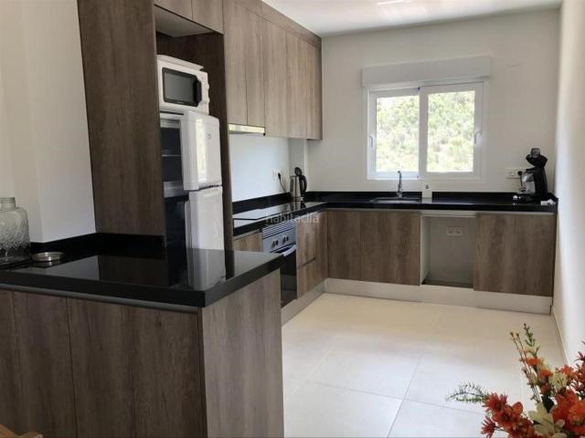 Chalet en venta en Romana la. ACOGEDORA VILLA DE ESTILO RÚSTICO MEDITERRÁNEO DE NUEVA CONSTRUCCIÓN CON SEMISÓTANO EN LA ROMANA. Chalets Romana.