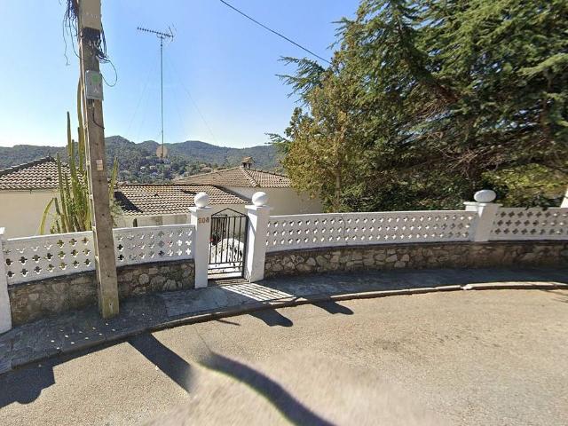 Chalet en venta en ronda Sant Pere Clara, Argentona, de 156 m² 1 habitación por 310.000
