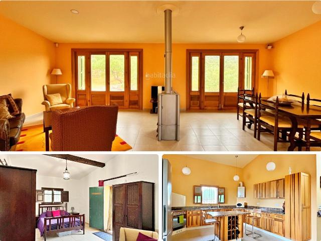Chalet en venta en Roquetes Costa Dorada. Chalet, falda dels Ports. Chalets.