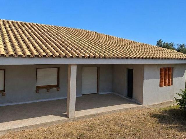 Chalet en venta en Roquetes, de 295 m² 6 habitaciones por 258.750