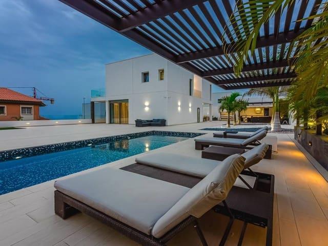 Chalet en venta en Roque del Conde, Tenerife