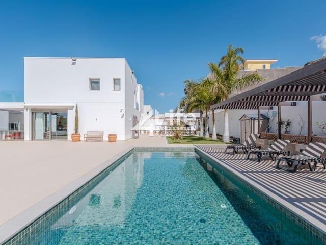 Chalet en venta en Roque del Conde, Tenerife