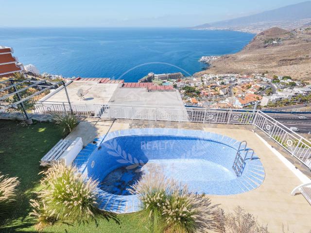 Chalet en venta en Rosario El, Tabaiba. Espectacular Villa de 330 m² a estrenar: Personalizable a tu gusto, piscina y vistas al mar en El Rosario. Chalets Rosario.