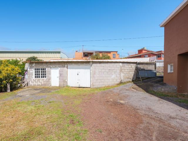 Chalet en venta en Rosario El, La Esperanza Llano del Moro. ? FINCA CON 3 EDIFICACIONES Y TERRENO EN PLENA NATURALEZA ?. Chalets Rosario.