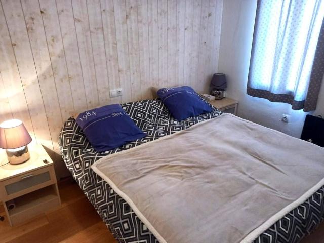 Chalet en venta en Roses, Santa Margarida Costa Brava. Acogedora casa en zona tranquila de Santa Margarita con 2 parkings cubiertos. Chalets.