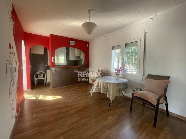 Chalet en venta en Roses, Santa Margarida Costa Brava. Santa Margarita Magnífico chalet independiente con amplio jardín y trastero. Chalets.