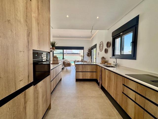 Chalet en venta en Rafal. Modernas villas de nueva construcción en venta en Rafal Costa Blanca Vivir con estilo y comodidad. Chalets.