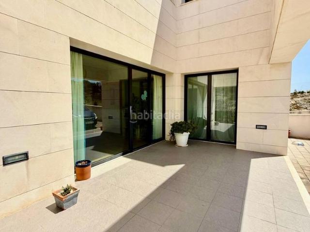 Chalet en venta en Relleu. ESPECTACULAR VILLA DE LUJO CON PISCINA PRIVADA Y VISTAS AL PAISAJE EN RELLEU. Chalets.