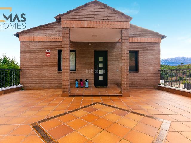 Chalet en venta en Rellinars. Chalets.