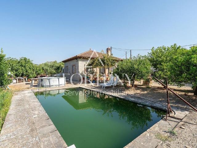 Chalet en venta en calle Del Freixe, Riudoms, de 123 m² 3 habitaciones por 220.000