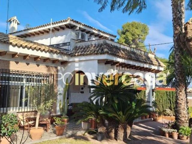Chalet en venta en Riba roja de Túria, RIBA ROJA DE TÚRIA