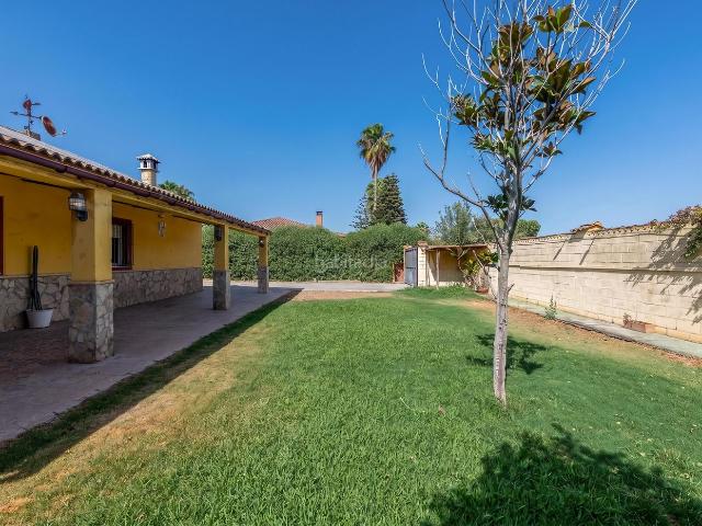 Chalet en venta en Rinconada La. CASA DE CAMPO EN URB. TARAZONA LA RINCONADASEVILLA. Chalets Rinconada.