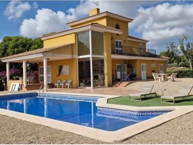 Chalet en venta en Totana, Murcia