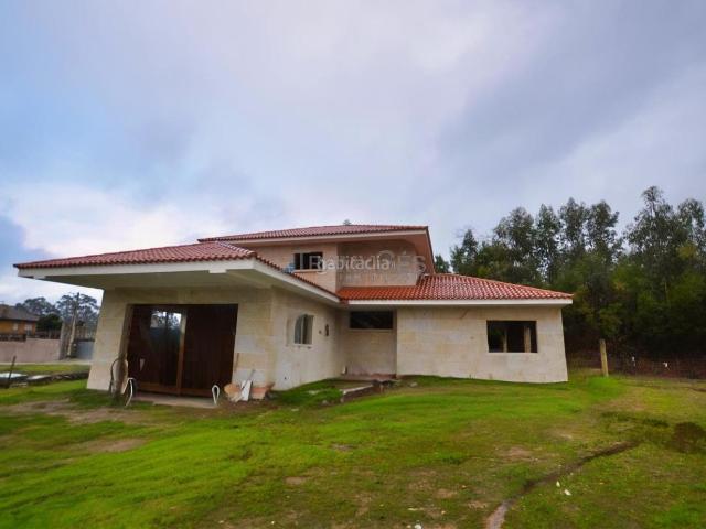 Chalet en venta en Tomiño. Chalets.