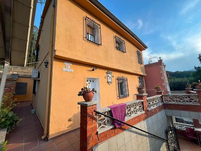 Chalet en venta en Tordera, de 106 m² 4 habitaciones por 210.000
