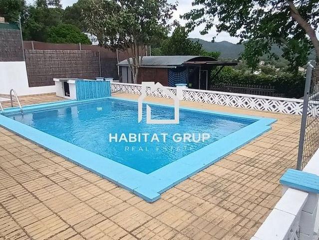 Chalet en venta en Tordera, de 187 m² 5 habitaciones por 350.000