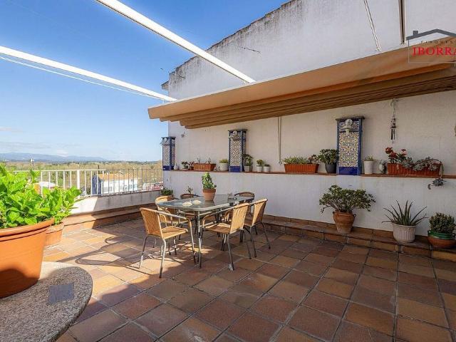 Chalet en venta en Tordera, de 300 m² 4 habitaciones por 480.000