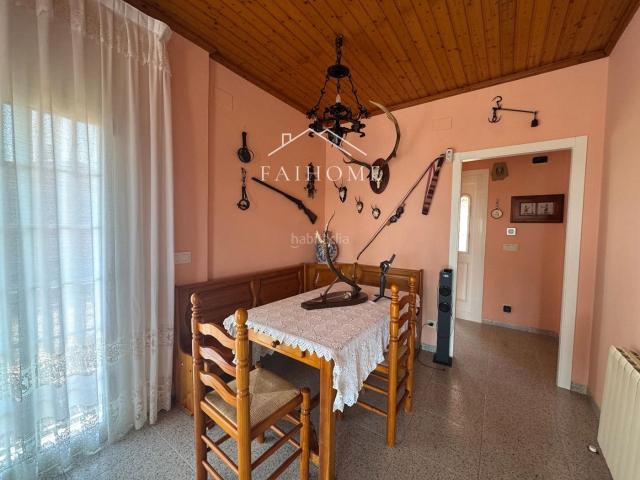 Chalet en venta en Tordera, Mas Mora Sant Daniel. Casa en una planta con terraza, barbacoa y 2 garajes. Chalets.