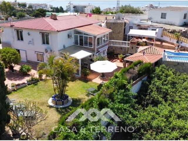Chalet en venta en Torrox Costa, Málaga Costa del Sol
