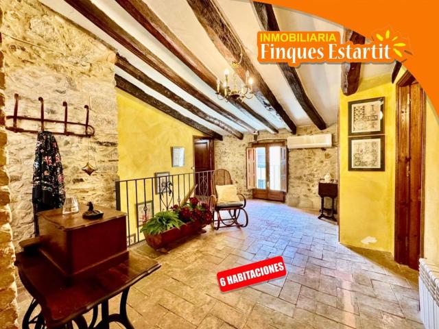 Chalet en venta en Torroella de Montgrí Girona