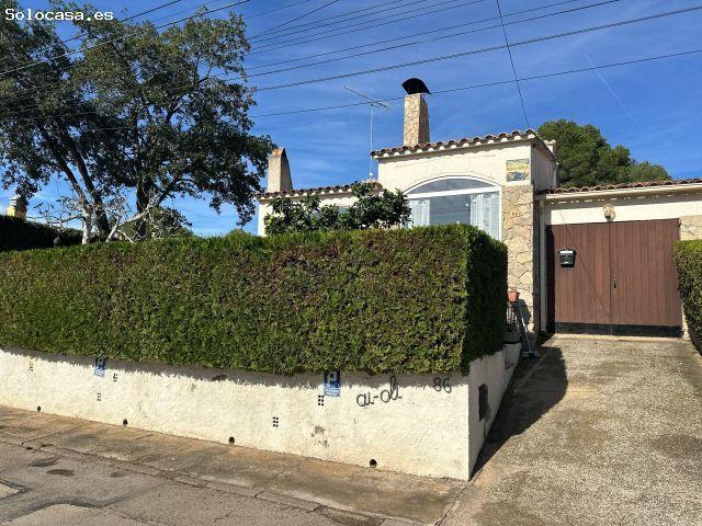 Chalet en Venta en Torroella de Montgrí, Girona