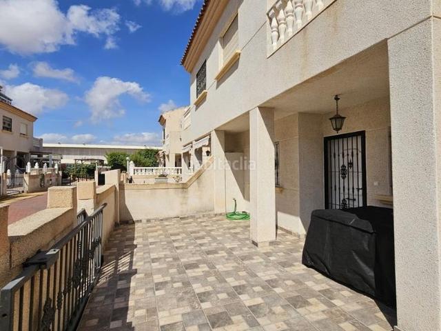 Chalet en venta en Torrevieja, Zona Carrefour Urbanizaciones. Chalets.