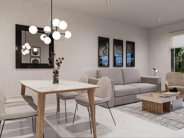 Chalet en venta en Torrevieja, Zona Carrefour Urbanizaciones. Costa Blanca Eiendom presenta este exclusivo complejo residencial en Torrevieja, compuesto por 240 viviendas de distintas tipologÃ.