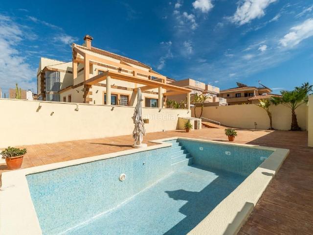 Chalet en venta en Torrevieja, Aguas Nuevas. VILLA EN TORREVIEJA ZONA AGUAS NUEVAS. Chalets.