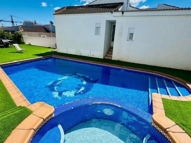Chalet en venta en Torrevieja Alicante
